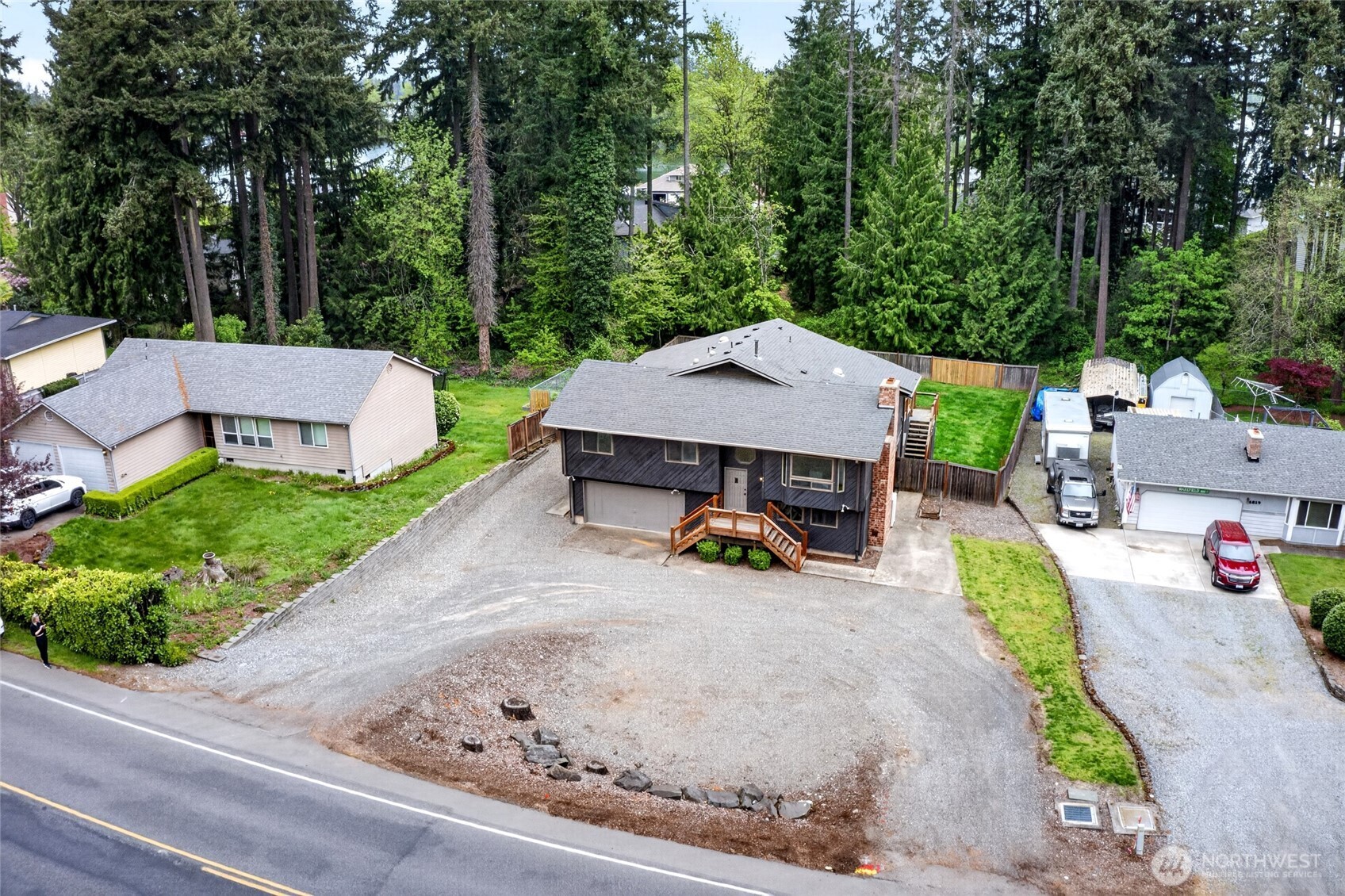 4815 West Tapps Dr East Lake Tapps WA 98391