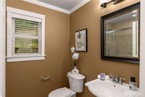 10608 106th Place NE Kirkland WA 98033