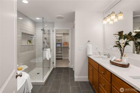 10608 106th Place NE Kirkland WA 98033