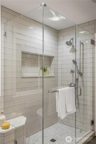 10608 106th Place NE Kirkland WA 98033