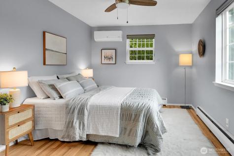 8627 34th Avenue SW Seattle WA 98126