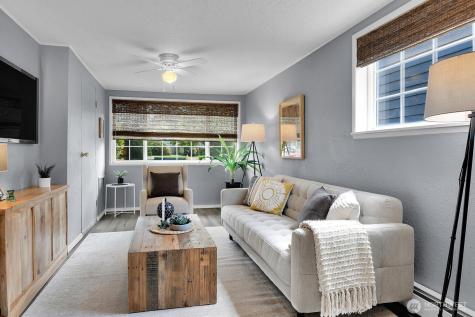 8627 34th Avenue SW Seattle WA 98126
