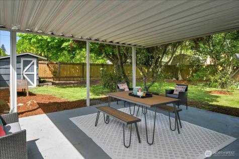 8627 34th Avenue SW Seattle WA 98126