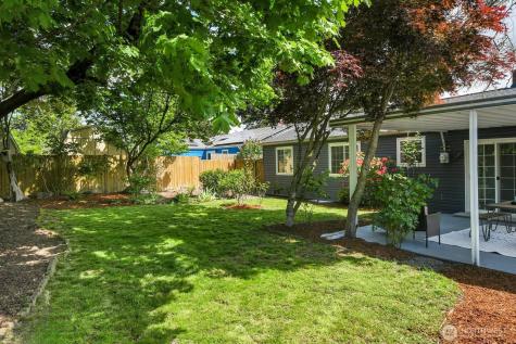 8627 34th Avenue SW Seattle WA 98126