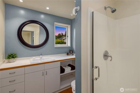 4712 SW Brace Point Drive Seattle WA 98136