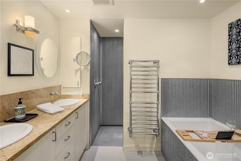 4712 SW Brace Point Drive Seattle WA 98136