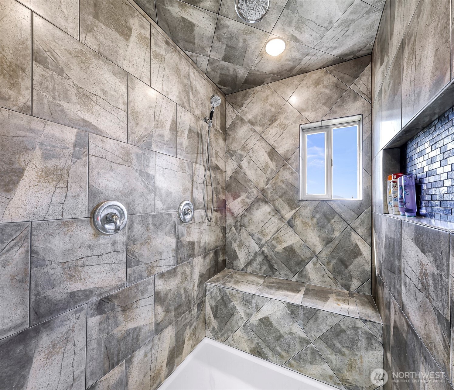 4431 Saltspring Drive Ferndale WA 98248