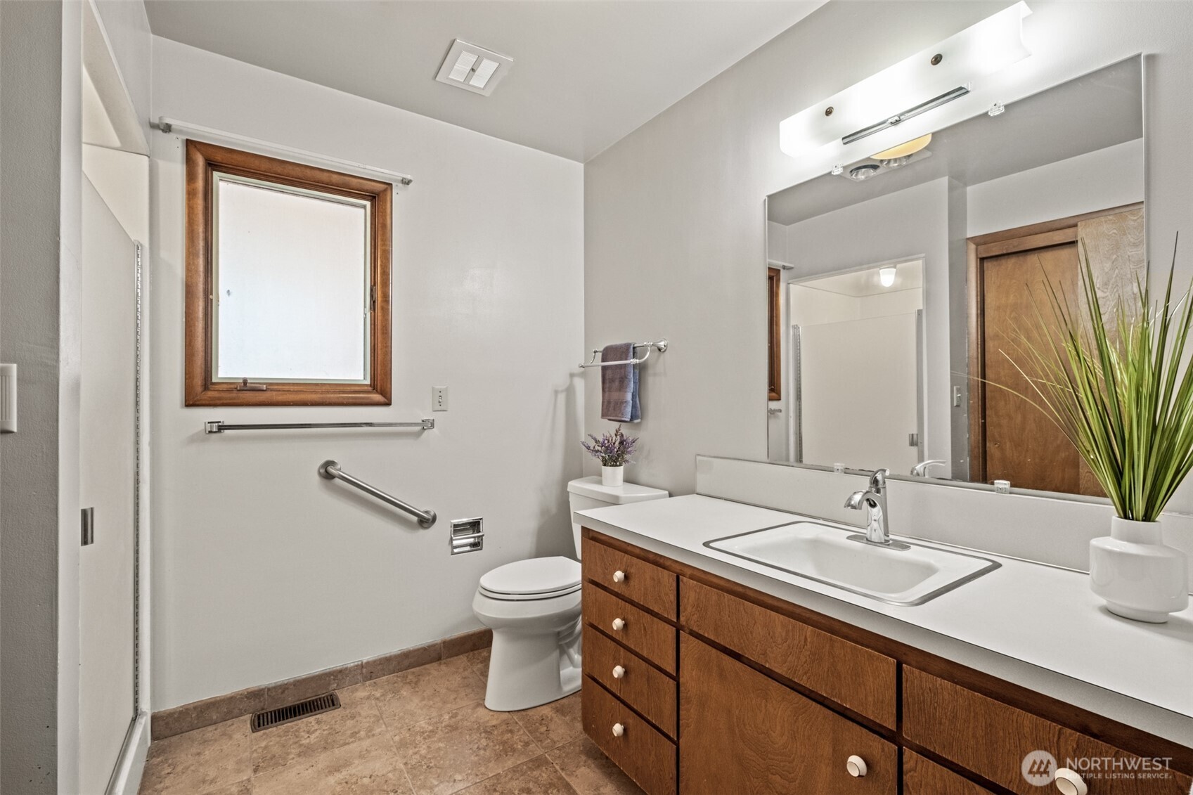 742 I Street SW Quincy WA 98848