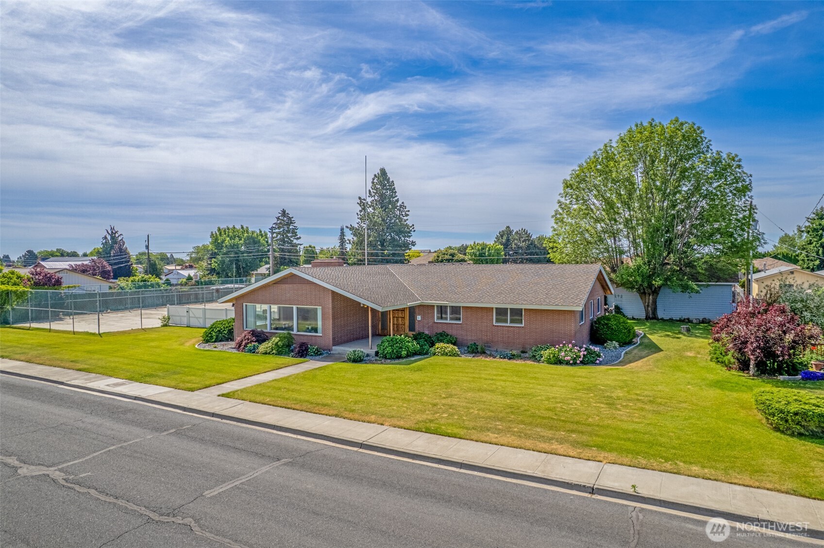 742 I Street SW Quincy WA 98848