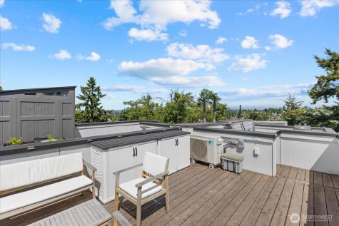 1428 24th Avenue Seattle WA 98122