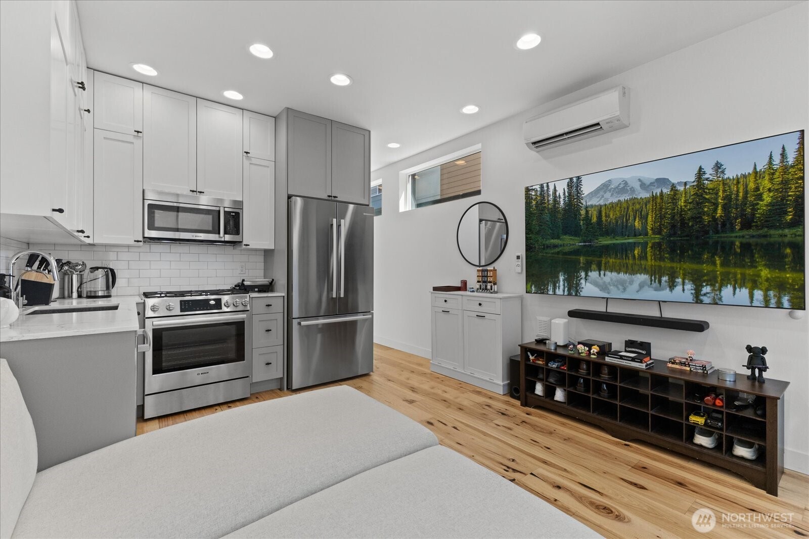 1428 24th Avenue Seattle WA 98122