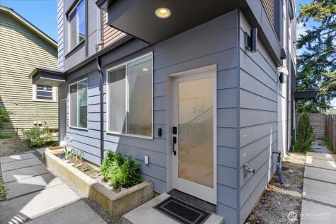 1428 24th Avenue Seattle WA 98122