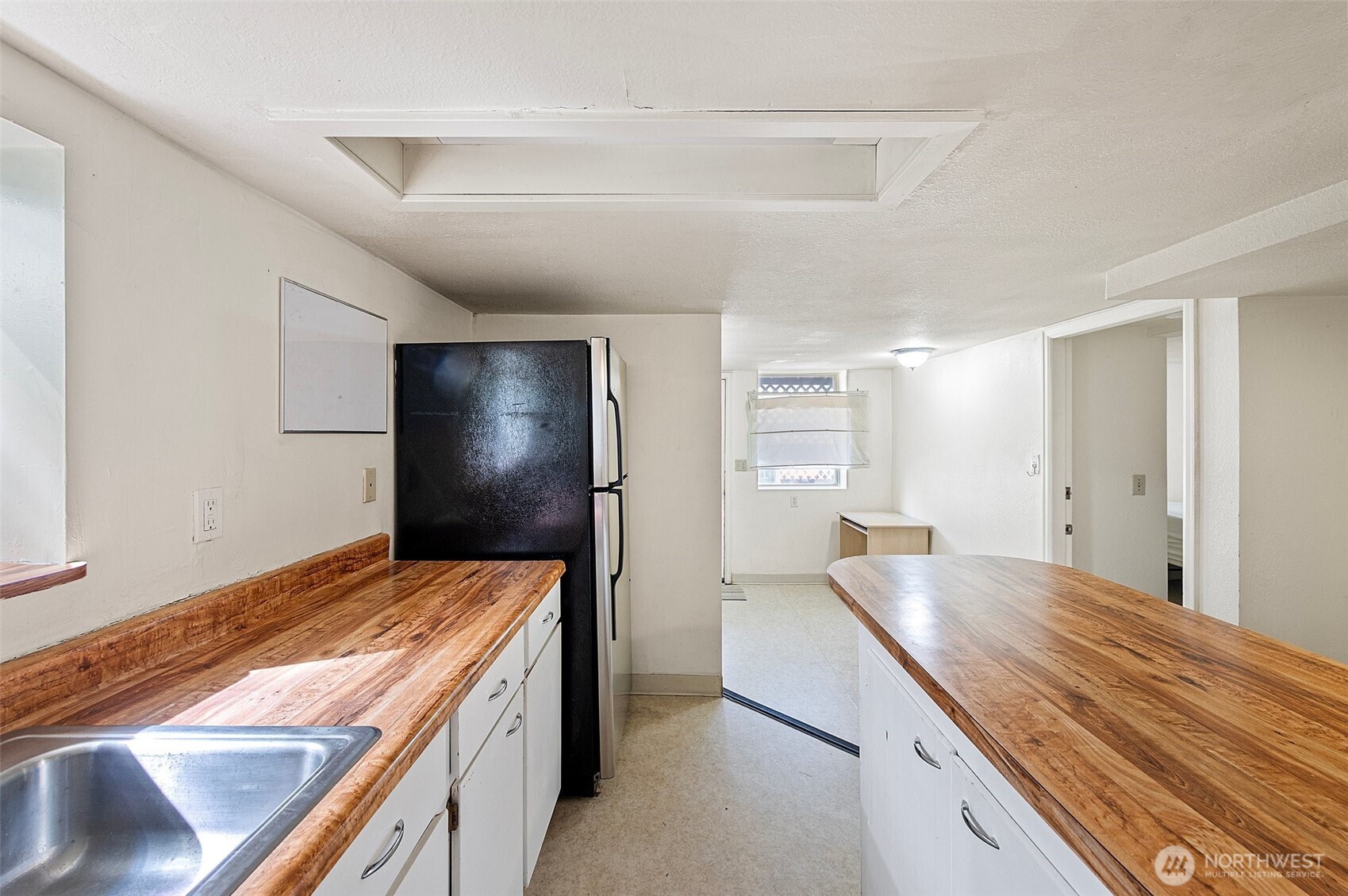 5016 7th Ave NE Seattle WA 98105
