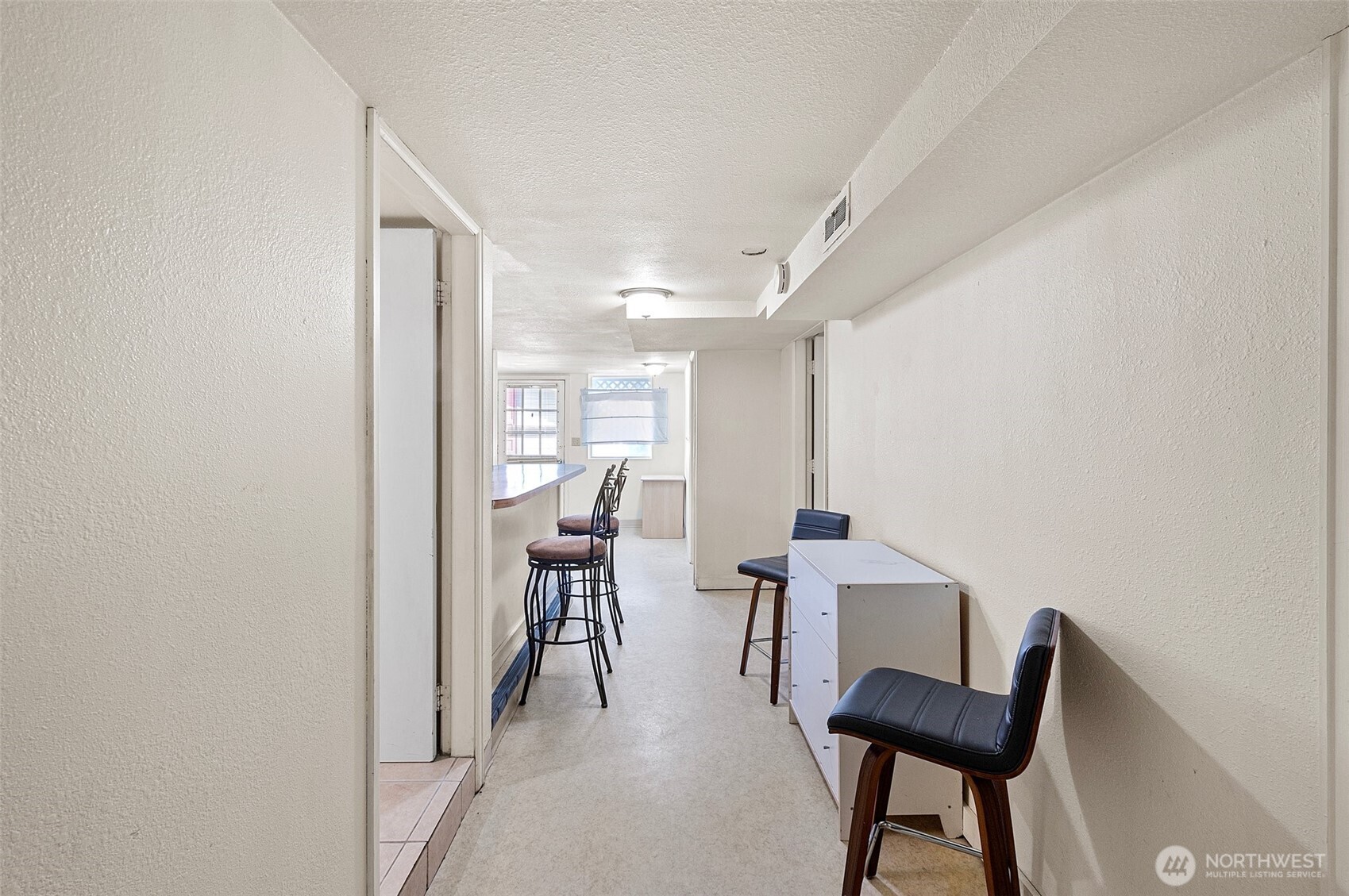 5016 7th Ave NE Seattle WA 98105