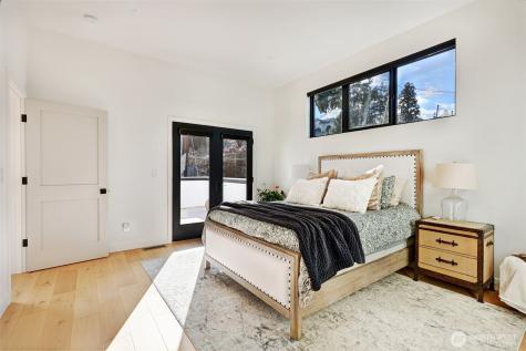 4224 NE 124th Street Seattle WA 98125