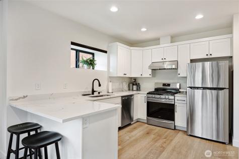 4224 NE 124th Street Seattle WA 98125