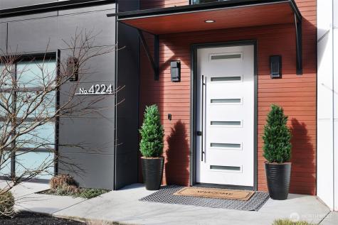 4224 NE 124th Street Seattle WA 98125