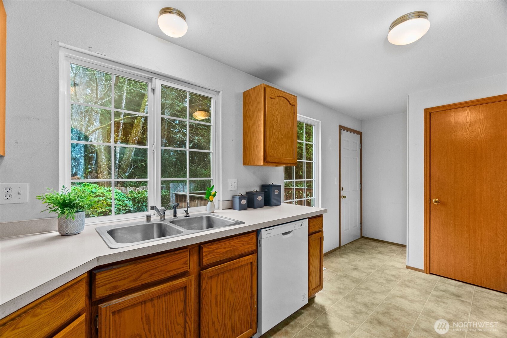 3040 Applehill Court NE Olympia WA 98506