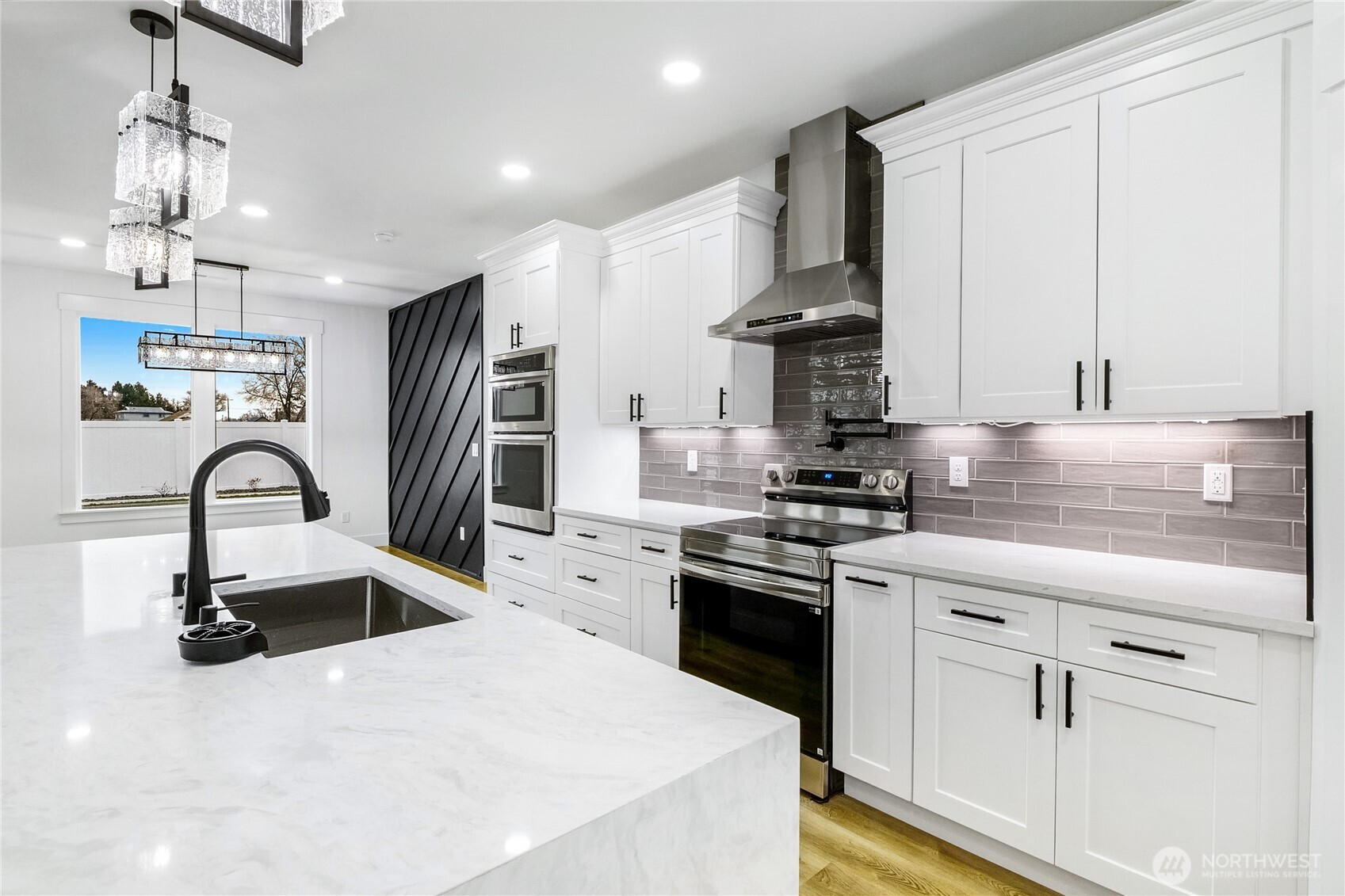525 N Bluff West Drive Moses Lake WA 98837