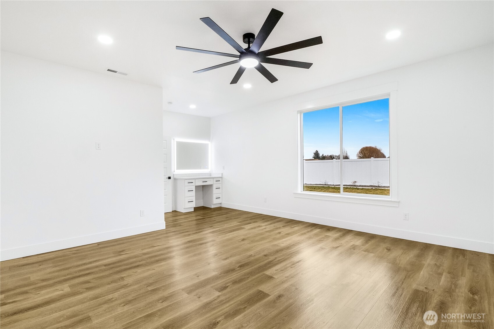 525 N Bluff West Drive Moses Lake WA 98837