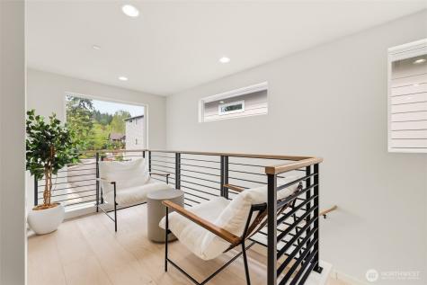 1050 NE 230th Avenue Sammamish WA 98074