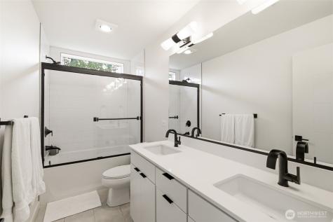 1050 NE 230th Avenue Sammamish WA 98074