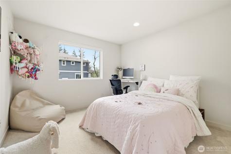 1050 NE 230th Avenue Sammamish WA 98074