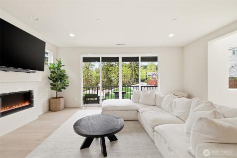 1050 NE 230th Avenue Sammamish WA 98074