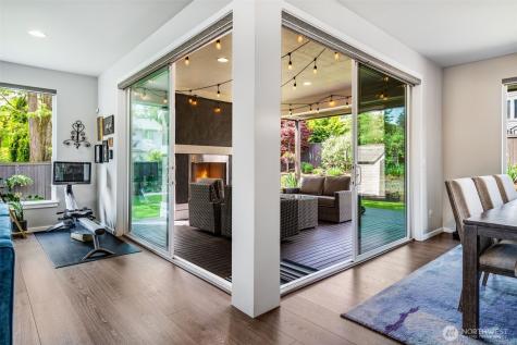 1228 28th Avenue Ct SW Puyallup WA 98373