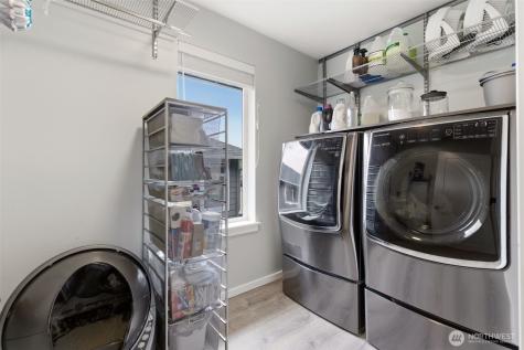 1228 28th Avenue Ct SW Puyallup WA 98373