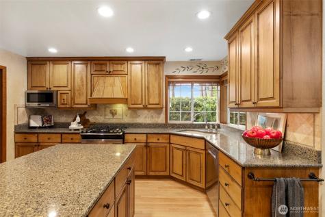 15801 NE 25th Street Vancouver WA 98684