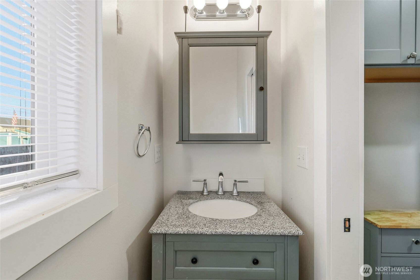 856 NW Folsom Street Chehalis WA 98532