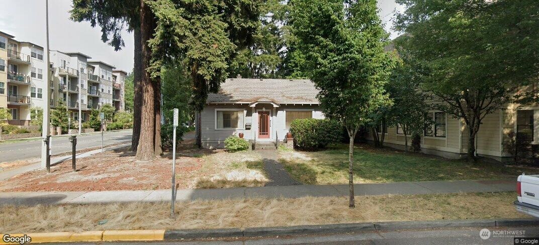 8290 NE 165 Avenue Redmond WA 98052