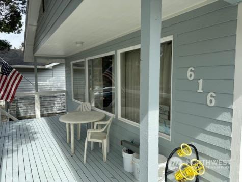 616 S Surf Street Westport WA 98595