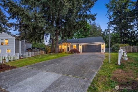 15717 97th Avenue Ct E Puyallup WA 98375
