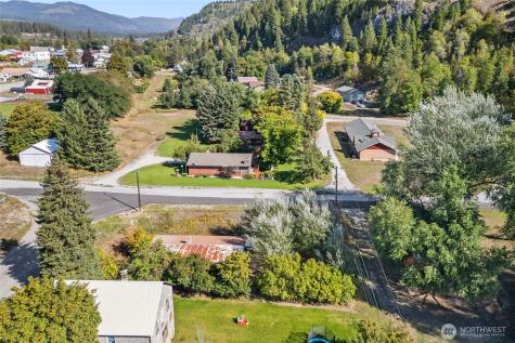 701 Silver Crown Avenue Northport WA 99157