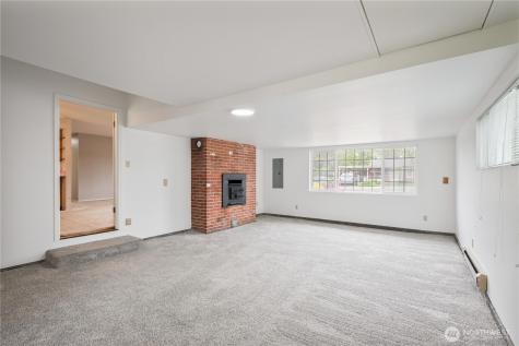 933 S Nevada Drive Longview WA 98632