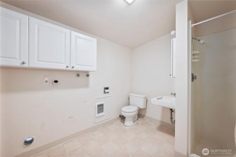 933 S Nevada Drive Longview WA 98632