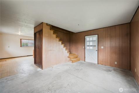 933 S Nevada Drive Longview WA 98632