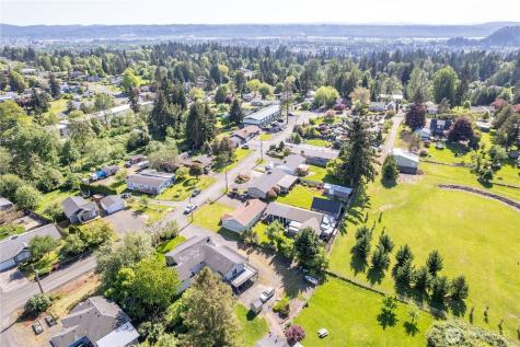 933 S Nevada Drive Longview WA 98632