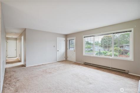 933 S Nevada Drive Longview WA 98632