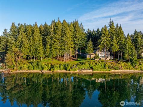 6947 Cooper Point Road NW Olympia WA 98502