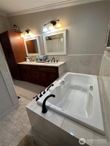 31305 SE 202nd Avenue Kent WA 98042
