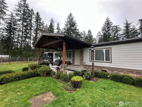 31305 SE 202nd Avenue Kent WA 98042