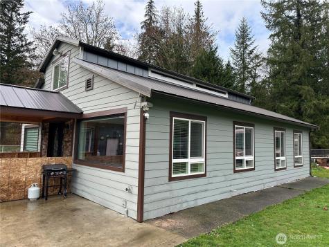 31305 SE 202nd Avenue Kent WA 98042