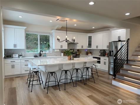31305 SE 202nd Avenue Kent WA 98042