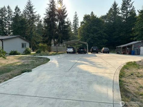 31305 SE 202nd Avenue Kent WA 98042