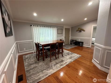 31305 SE 202nd Avenue Kent WA 98042