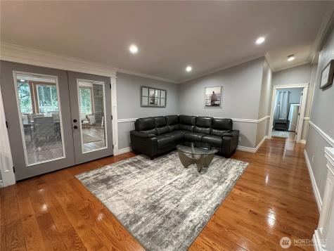 31305 SE 202nd Avenue Kent WA 98042