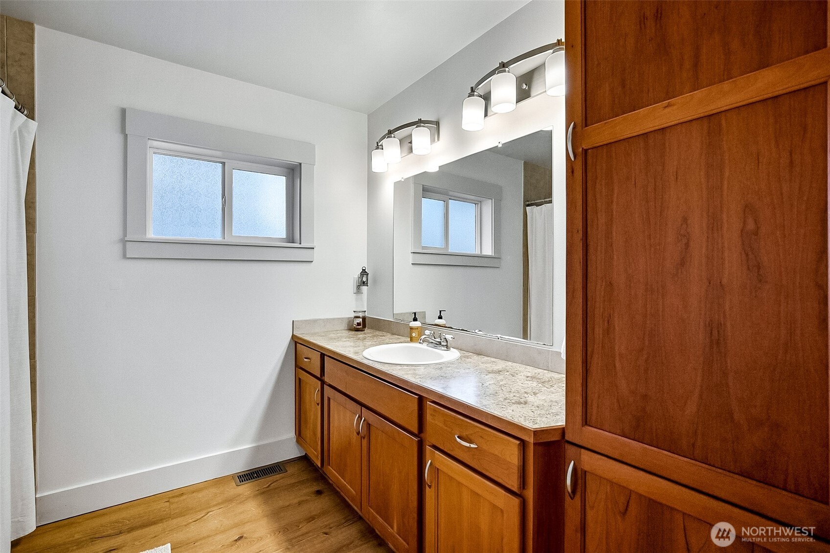 3215 19th Street Everett WA 98201